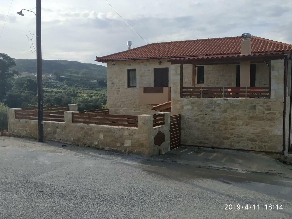 Amazing Stone Villas Kapetanianá 外观 照片